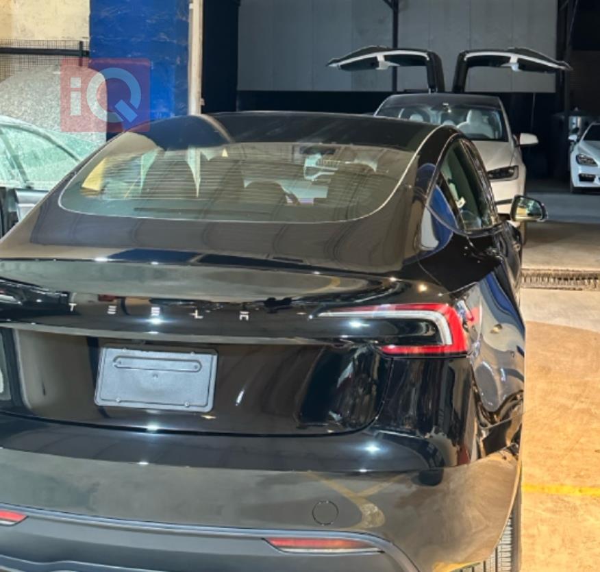 تێسلا مۆدێل 3